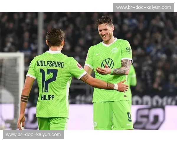 绿茵场上的宿敌对决:拜仁慕尼黑与门兴格拉德巴赫的恩怨情仇